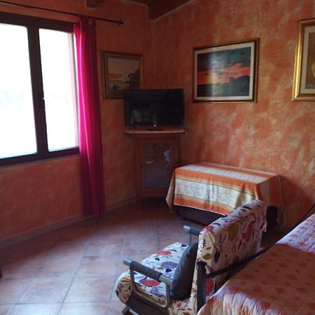 Appartamento Il Salice Casa Minnina ภายนอก รูปภาพ