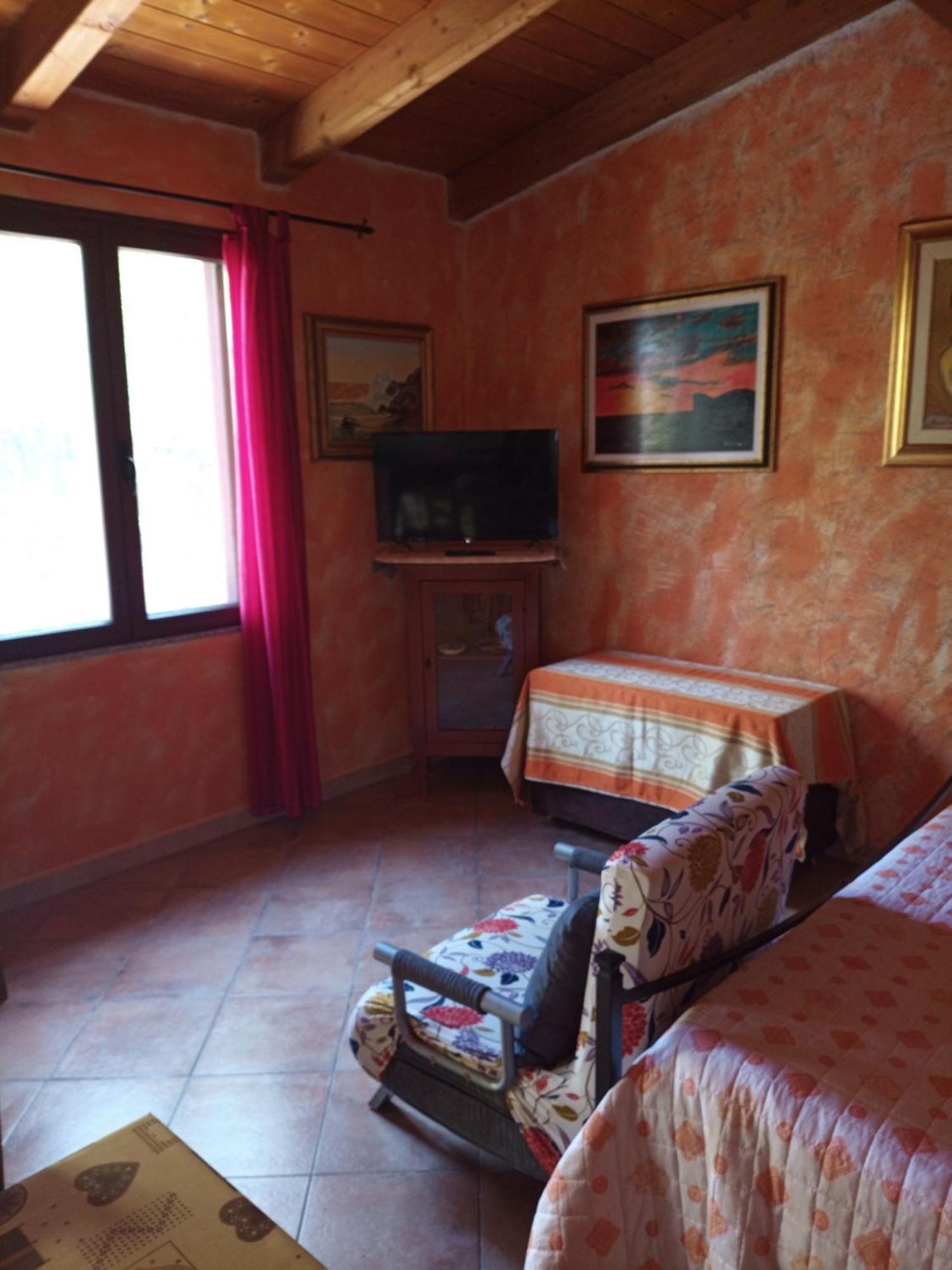 Appartamento Il Salice Casa Minnina ภายนอก รูปภาพ