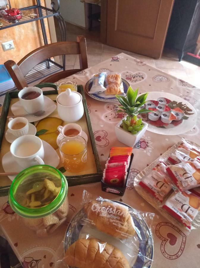 Appartamento Il Salice Casa Minnina ภายนอก รูปภาพ